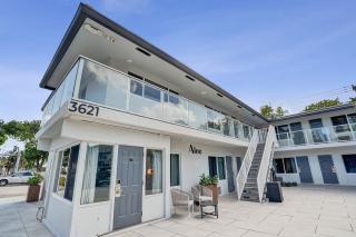 Two Doubles Suite with Kitchenette - 8