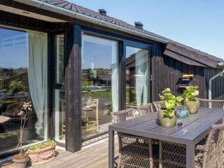 Seaside Retreat with Sauna - By Traum Ferienwohnungen - 3