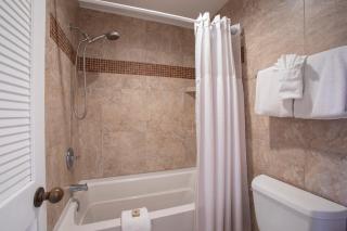 Grand Champions 2 Free Rental Cars KBM Resorts Extra Large Corner Suite 2 Units 3 Bedrooms ML-1499 - 1