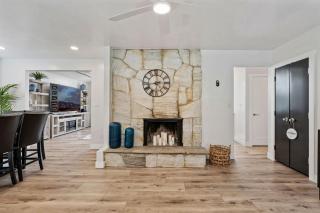 Family Ski Oasis 7BR 16-Person Spa Mins to Skiing - 5