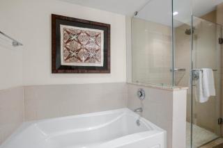 Honua Kai 4 FREE CARS KBM Resorts Front Alii Suite 4 Units 8 Bedrooms HK ML-3206 - 0