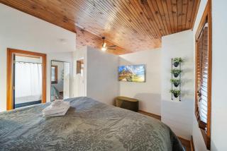 Algonquin Cottage - 1