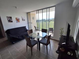 Estrena Apartamento Vacacional en Ricaurte, Club House - 2
