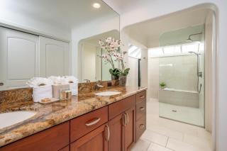 Kapalua Bay Villas 3 Free Rental Cars KBM Resorts 180 Degree views 3 Units 5 Bedrooms ML-2032 - 4