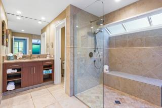 Kapalua Bay Villas 3 Free Rental Cars KBM Resorts Large Master Suite 3 Units 5 Bedrooms ML-2035 - 4