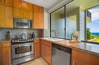 Kapalua Bay Villas Large Master Suite 3 Free Cars KBM Resorts Large Master Suite 3 Bedroom Multi-Unit Listing 4 Bedrooms KBV ML-3737 - 6