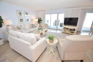 Harbour Island 103L condo - 4