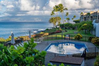 KBM Resorts FREE CAR Napili Point Oceanfront Spacious 2-Bedroom Villa NAP-C18 - 7