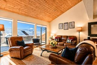 Spacious 3-Bedroom Townhome in the Prospector Neighborhood w Private Hot Tub CCT-2180 by KBM - 6
