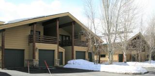 KBM Resorts NEW PROPERTY Bristlecone Beautifully updated Easy Access to Deer Valley Private Hot Tub Gas Fireplace Main Street BCT-501 - 9