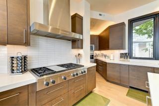 KBM Resorts Walk to Slopes Sports Court Private Home Theater Sleeps 17 Outdoor Hot Tub PCO-184M - 5