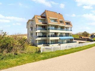 Beautiful modern furnished apartment - 0