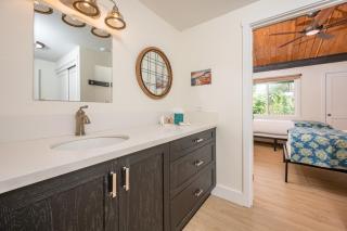 Napili Point 2 Free Rental Cars KBM Resorts Water Front 2 Units 3 Bedrooms ML-1171 - 3