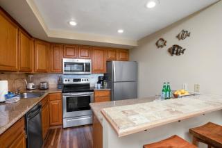 Napili Point Water Front 2 FREE CARS KBM Resorts Water Front 2 Units 2 Bedrooms NAP ML-3592 - 6