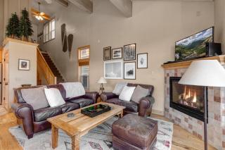 Walk to Ski Slopes Trails Charming 3-Bedroom Private Home with Private Hot Tub Two Gas Fireplaces and AC PEA-1260 by KBM Resorts - 0