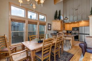 Walk to Ski Slopes Trails Charming 3-Bedroom Private Home with Private Hot Tub Two Gas Fireplaces and AC PEA-1260 by KBM Resorts - 8