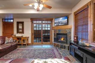 Park City KBM Resorts Walk to Main Street and to Park City Mountain Hot Tub On FREE Citywide Bus Route Single Unit 4 Bedrooms PPS-1416 - 4