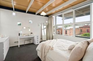 Stunning Converted Warehouse in Carlton North - 5