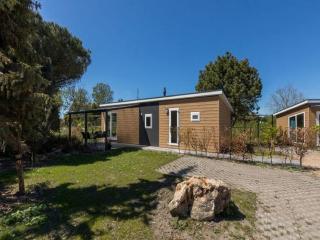 Cozy Chalet at Holiday park Fort den Haak - 9