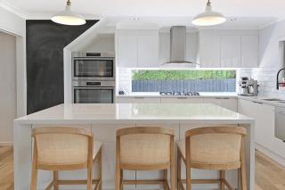 Pool House Barwon Heads 4 bedroom 2 bathroom Pool Great Yard Family friendly - 9