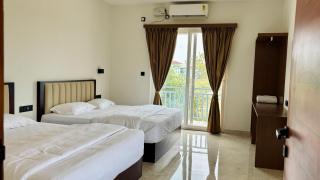 Hill View Residence - 1