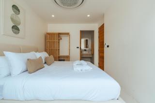Staylar Sunrise Palms Villas - 1