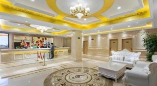 Vienna Hotel Wuhan Guobo Jiangang Metro Station - 4