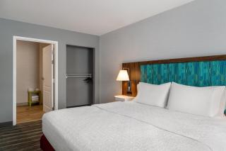 Hampton Inn & Suites Grafton - 5