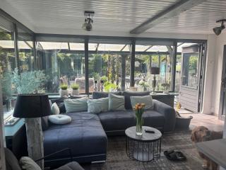 Lichtdurchflutetes Traumhaus NR 143 mit Wintergarten, strandnah uneinsehbarer Garten hundefreundlich - 8