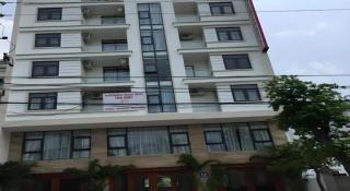 Phoenix Hotel 3 - 7