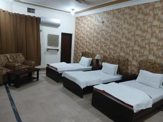 Regal Guest House - 0