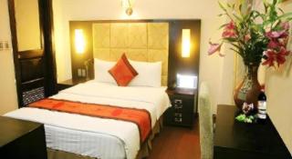 New Moon Hotel - 2