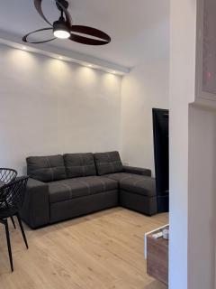 The locals Vouliagmeni square apartment - 1