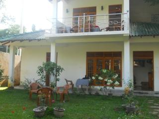 Sunset Tourist Home - Polonnaruwa - 2