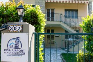 Pisa Airport Rooms - 1