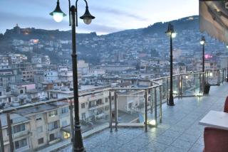 Hotel The First - Gjirokastër - 9