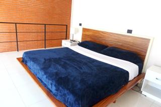 Modern condo loft in Zoho Skies with a roof pool - 3