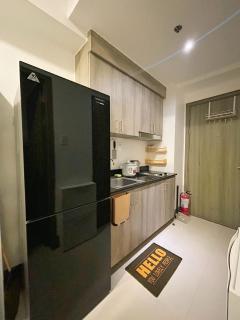 Cozy Luxe Condo with Netflix at Fame - 3