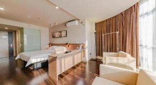 Jinjiang Inn Select Foshan Nanhai Guicheng Metro Station - 1