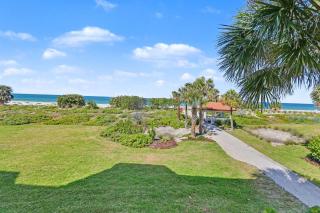 Land's End 10-302 Beach Front - Premier - 8