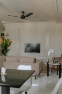 Model Town - Serviced Apartments - Address12 - 3