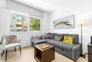 Apartment with Terrace and Pools in the Port - 4