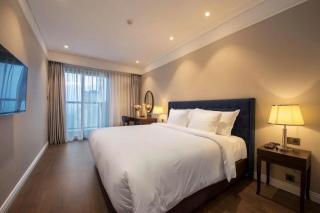 Bow Luxury 3 - 5