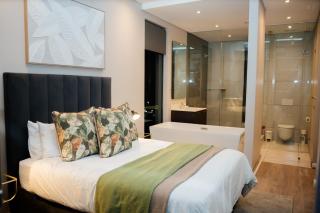 Aurelia at Trilogy - Luxury 2BR Skyline Suite Menlyn Maine - 1