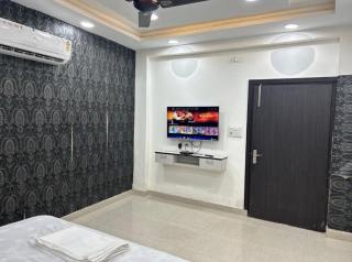 Nawabz Hotel - 9