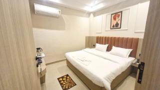 The City Hotel - 3