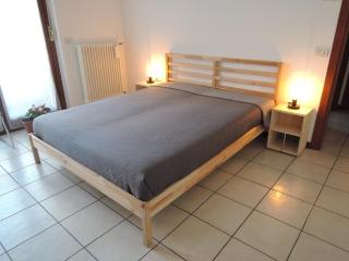 Charming studio apartment with free parking - 8