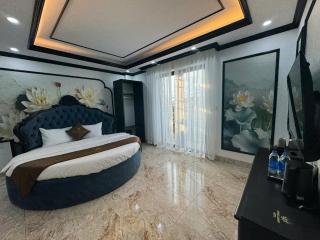 Doris Luxury Hotel - 8
