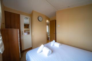 8-Berth Hemsby Retreat | Perfect Family Escape - Scratby - 1