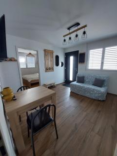 Chez Baron - 2